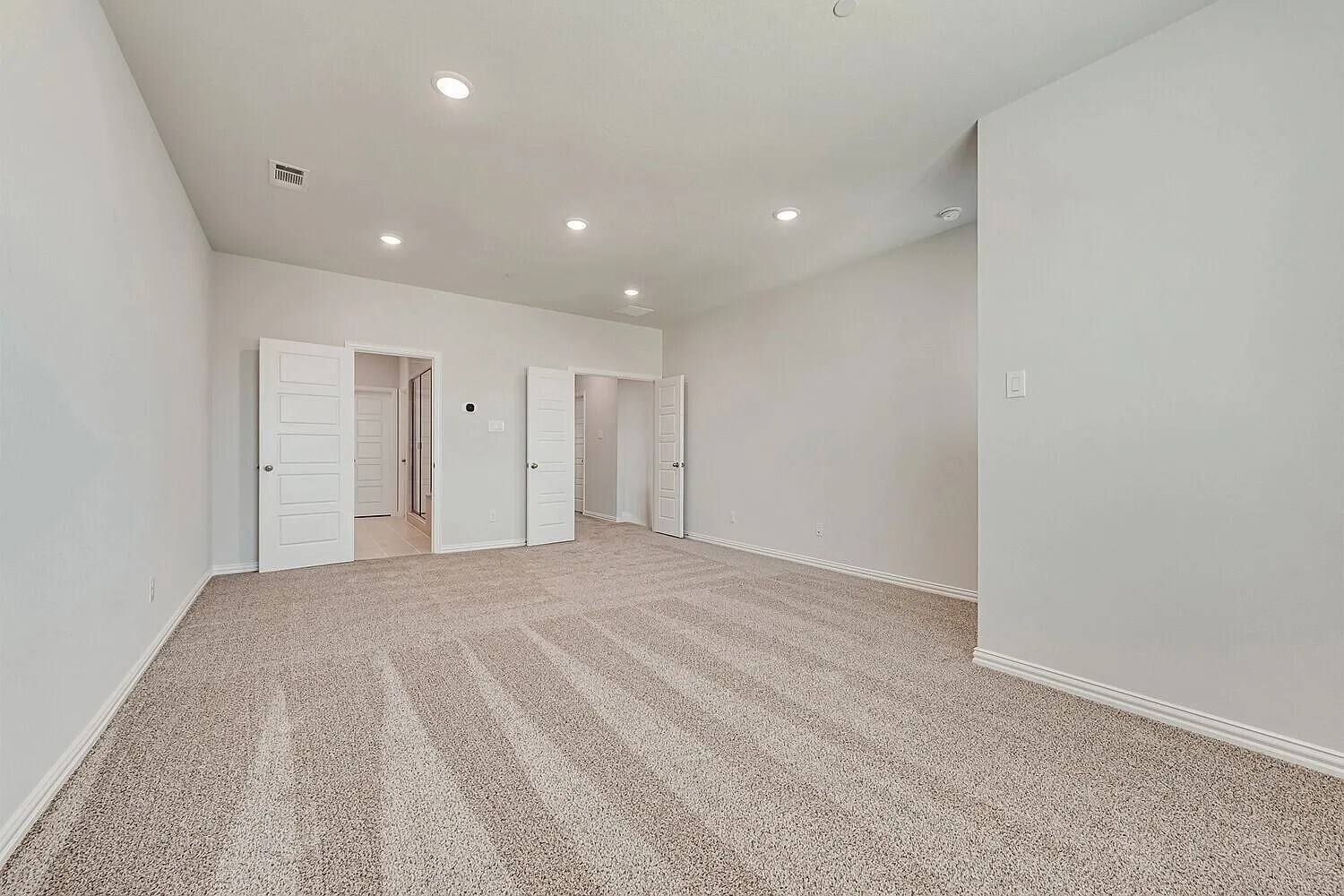 Building Photo - 4253 Willow Pond Dr
