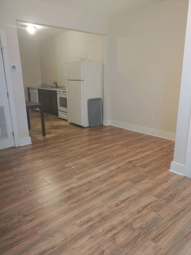 Building Photo - For Lease