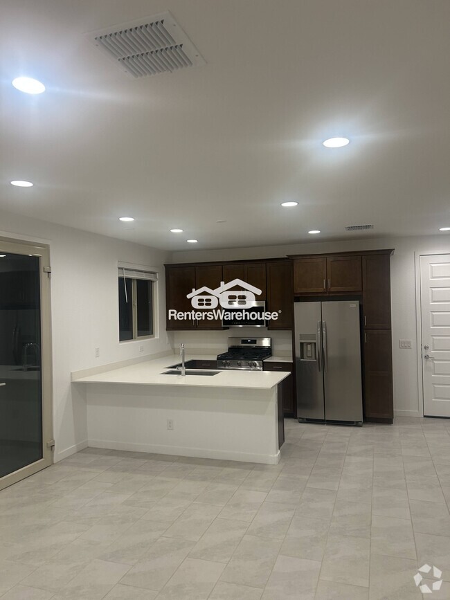 Building Photo - 3162 N 199th Dr