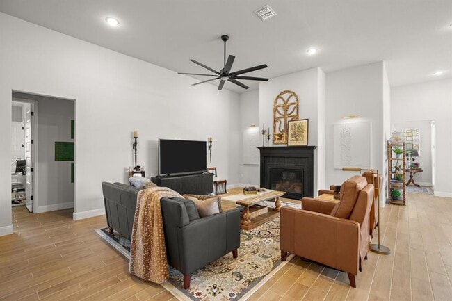 Building Photo - 147 Epoch Dr