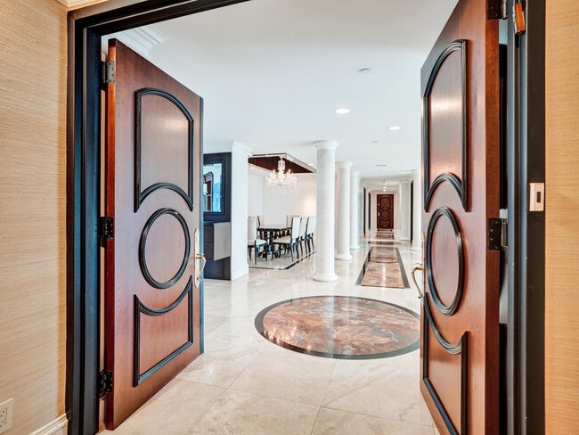 Building Photo - 3720 S Ocean Blvd