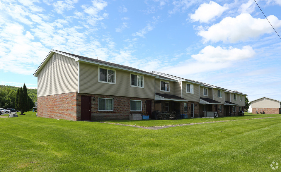 Primary Photo - Country Townhomes