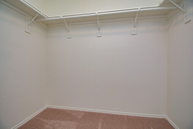 Building Photo - 23410 Briarstone Hbr Trl