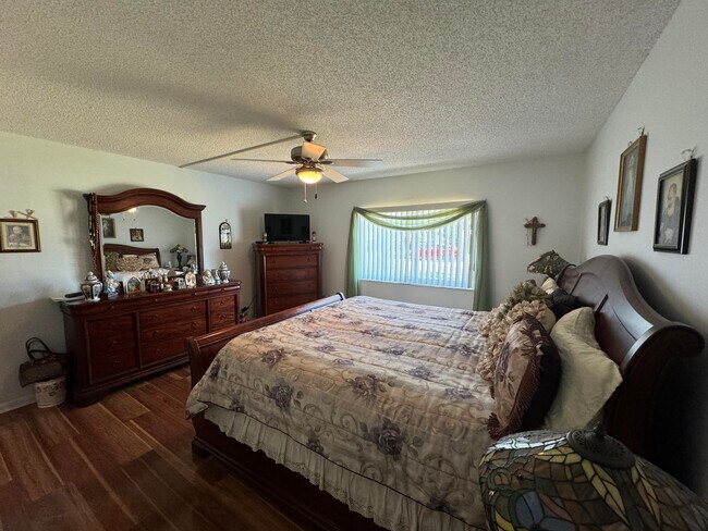 Building Photo - 600 Royal Palm Blvd