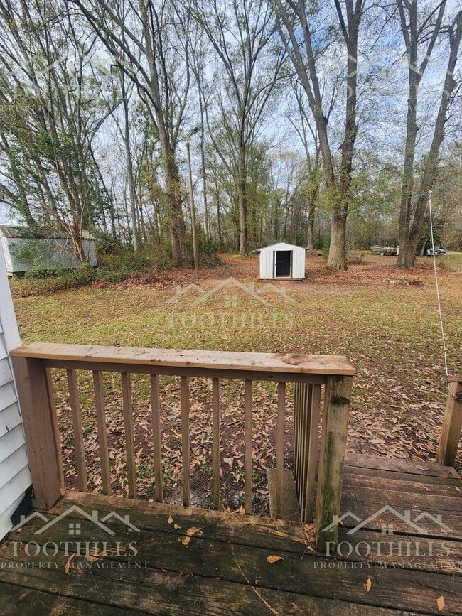 Building Photo - 1012 Johns Ave