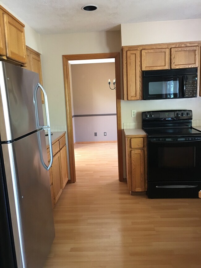 Building Photo - 8215 SW 147th Ter
