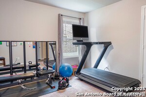 Building Photo - 234 Fernwood Dr