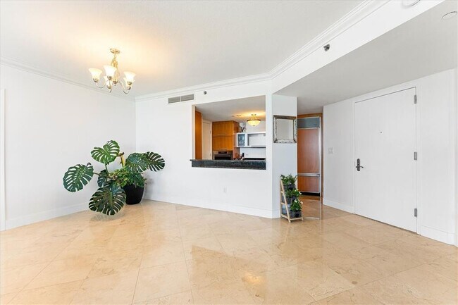 Building Photo - 17201 Collins Ave