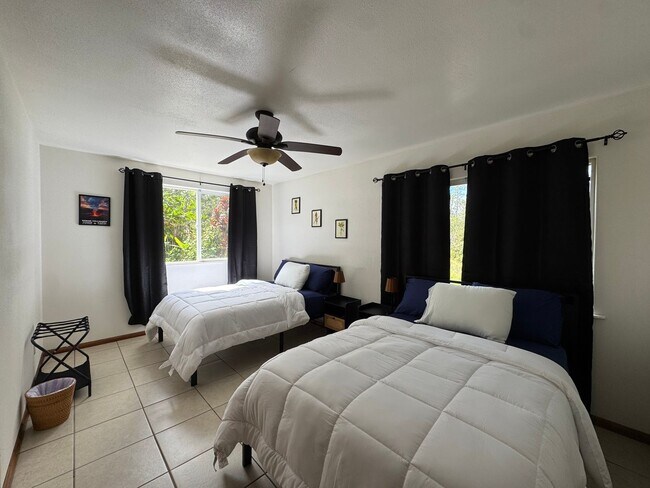 Building Photo - ALL UTILITIES INCLUDED!! 2 Bedroom / 1 Bath Apartment