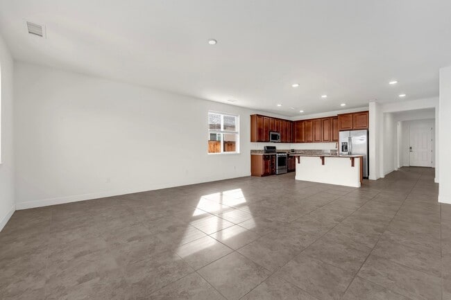 Building Photo - One Story Modern Home in Golden Valley