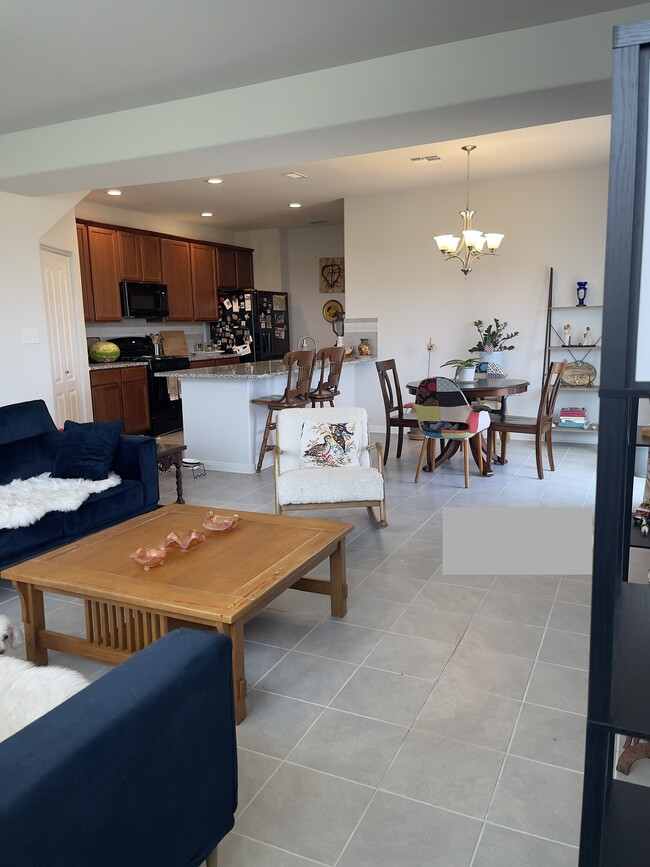 Building Photo - 588 Ferrule Dr