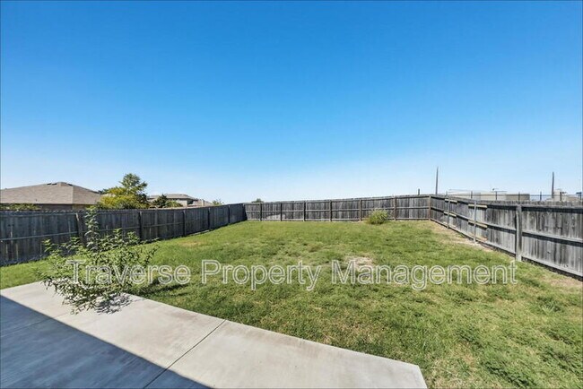 Building Photo - 14421 Artisan Dr