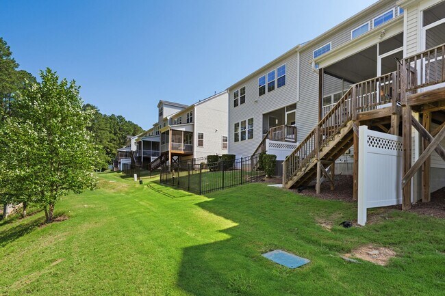 Building Photo - Nearby Southpoint Move in Mid August - South Durham Townhome