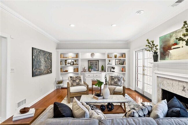 Building Photo - 15 Prescott Walk NE