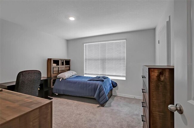 Building Photo - 7737 Rosewood Gdn Lp