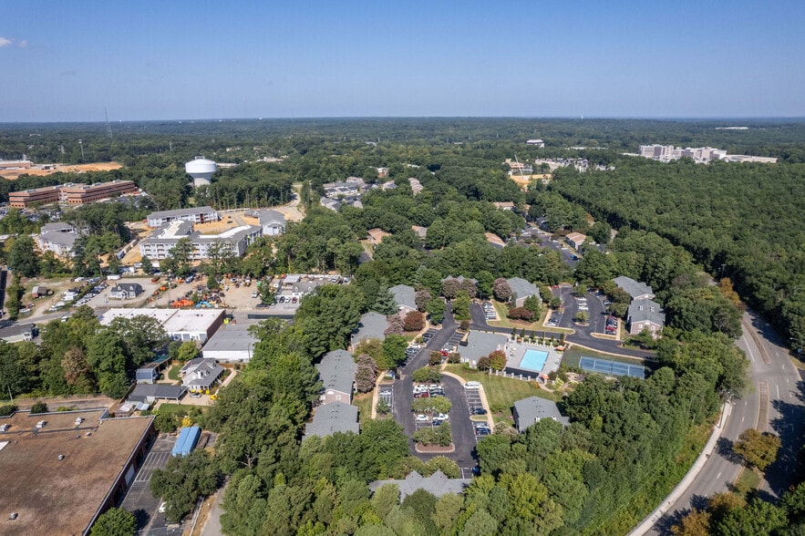 Primary Photo - The Point at Beaufont