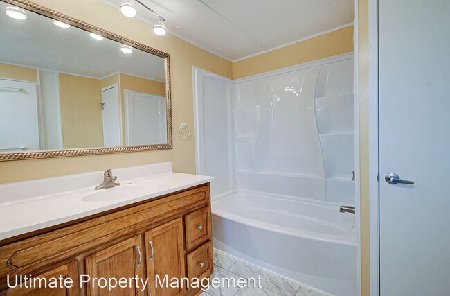Building Photo - 3 br, 2 bath House - 1807 Bailey Avenue
