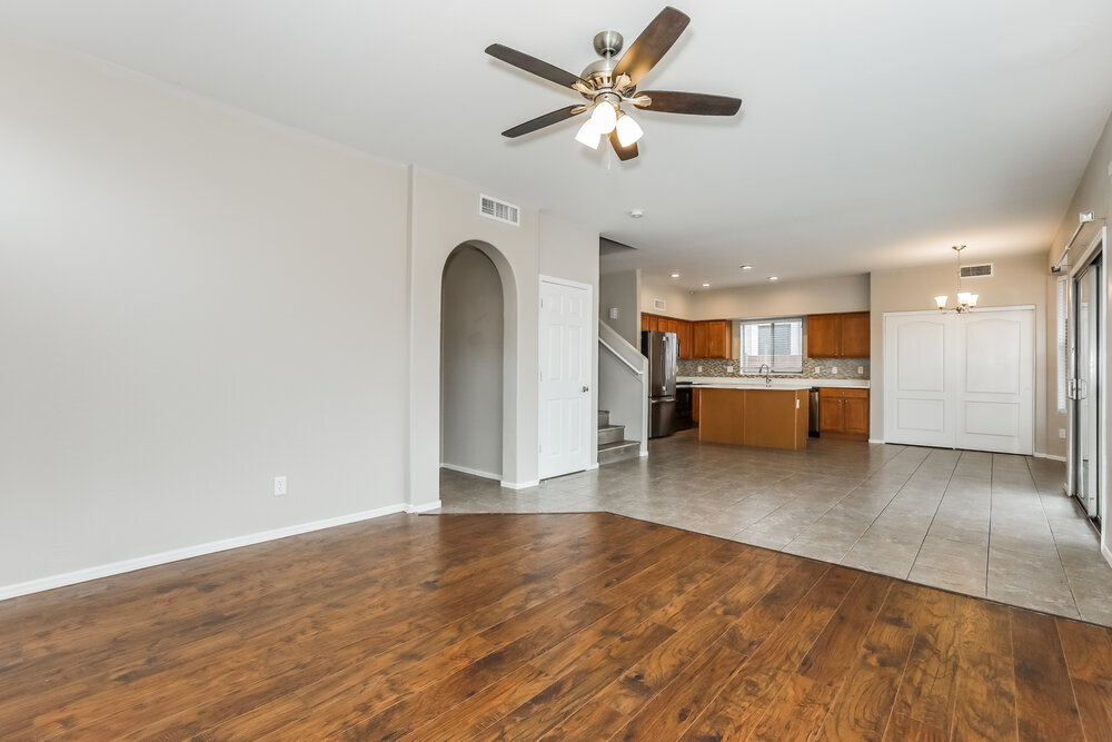 Building Photo - 9913 E Emelita Ave