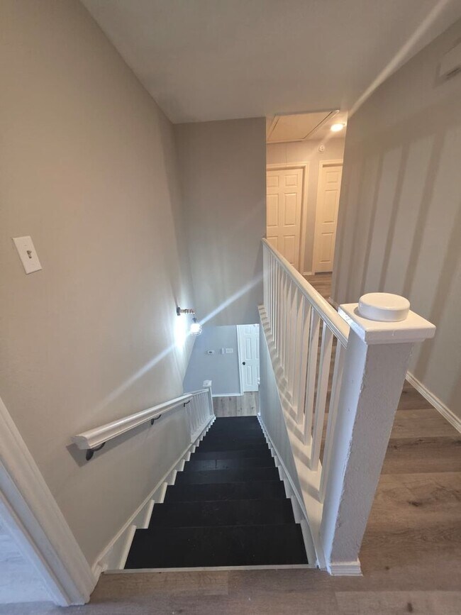 Building Photo - Spacious 4-Bedroom Home with Pool & Spa in...