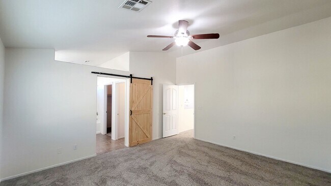 Building Photo - 9452 Plover Falls Ave