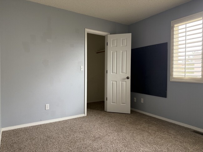 Building Photo - 4989 Cherry Springs Dr