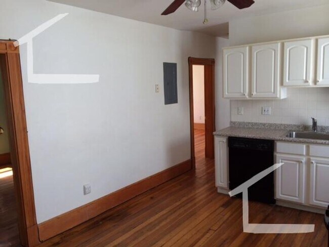 Building Photo - 43 Litchfield St