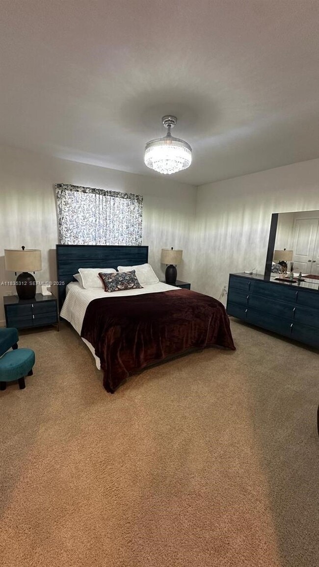 Building Photo - 429 NE 1st Ave