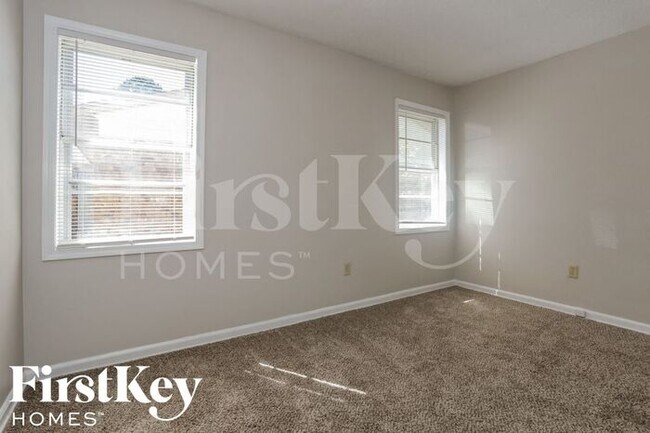 Building Photo - 6156 Lacewood Cove