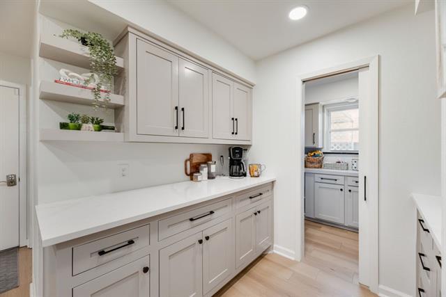 Building Photo - 510 Willow Creek Ct