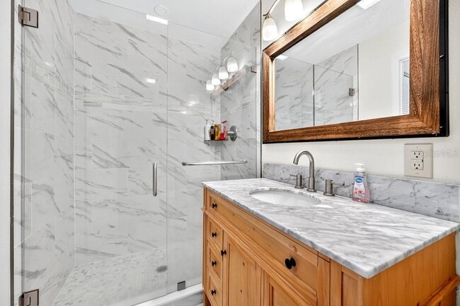 Building Photo - 223 Denese Ln