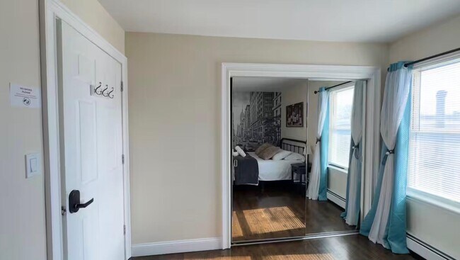 Building Photo - 3627 John F. Kennedy Blvd