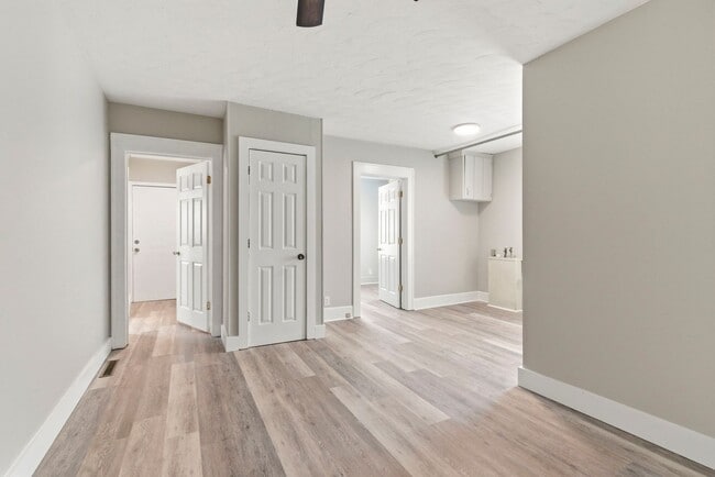 Building Photo - 3 Bedroom | 2 Bathroom | Springfield MO