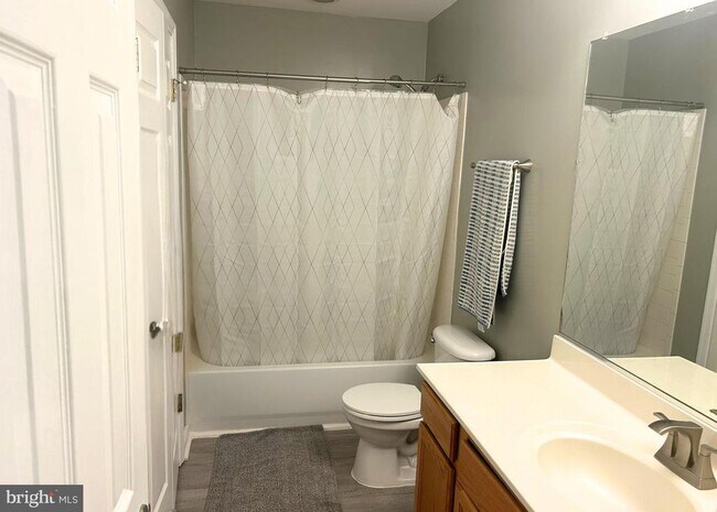 Building Photo - 12503 Toll House Rd