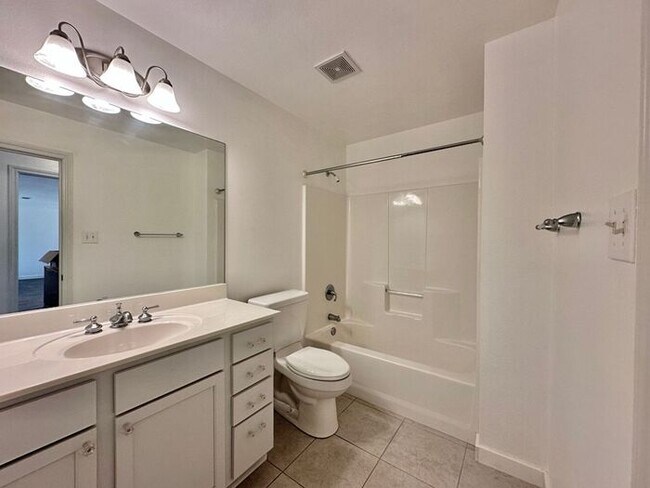Building Photo - Tour Today! 3/2/2 On 1 Acre in Brownsboro!