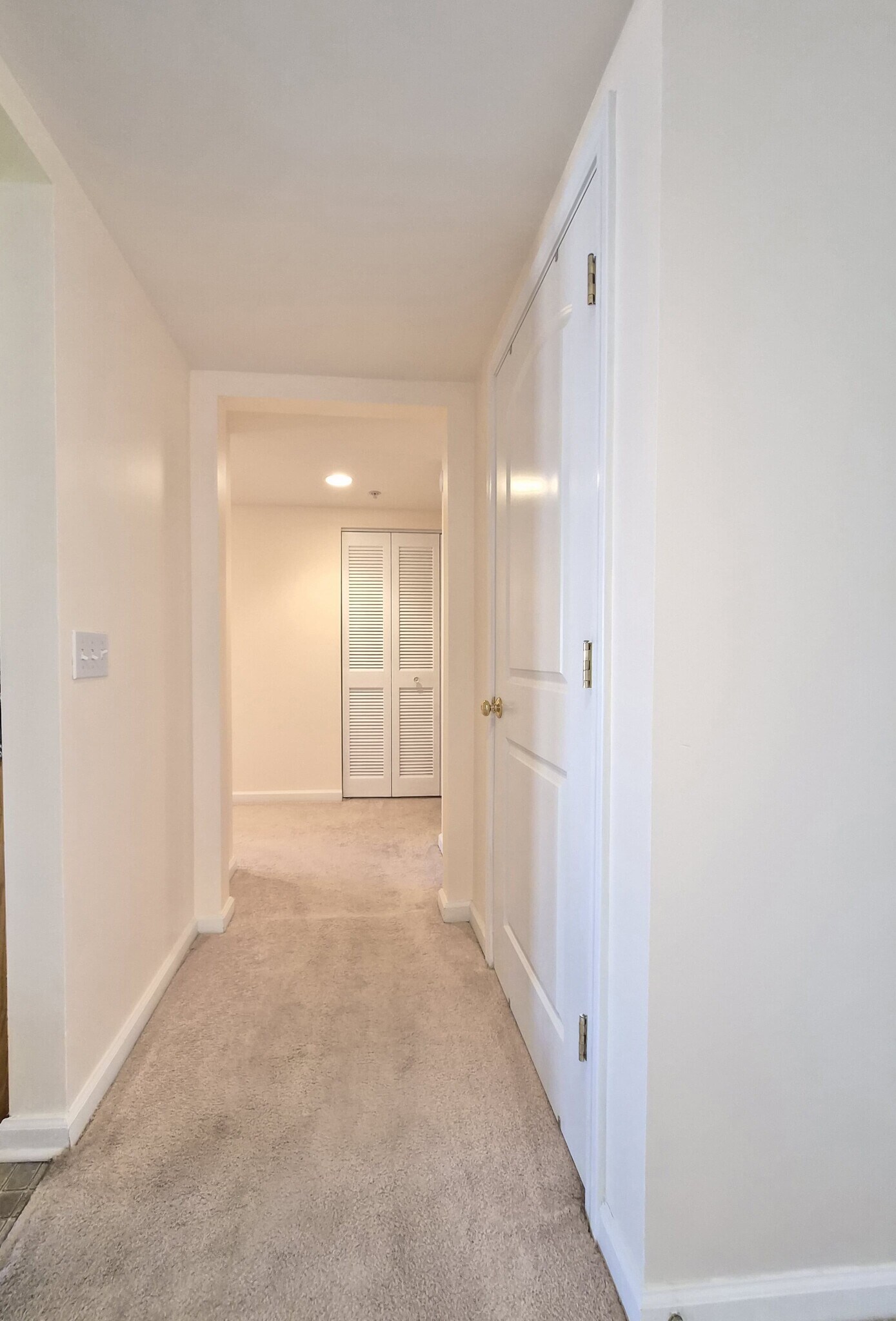 Building Photo - 655 Perrie Dr