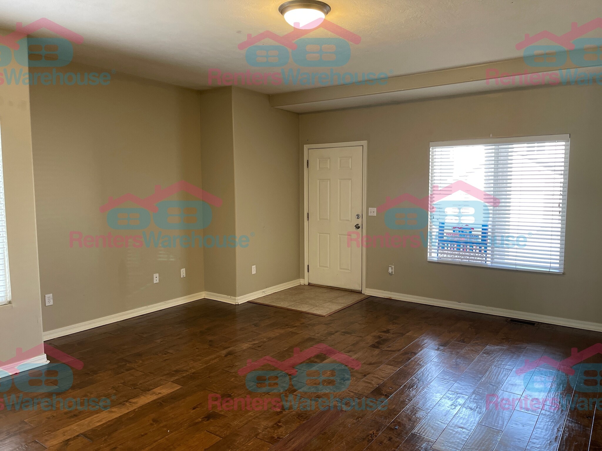 Building Photo - 5043 W White Diamond Way