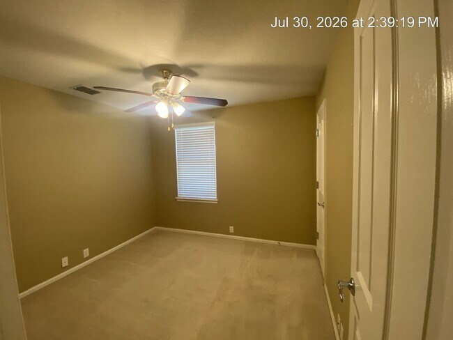 Building Photo - 3 Bedroom/2 Bath Encino Ridge Subdivision