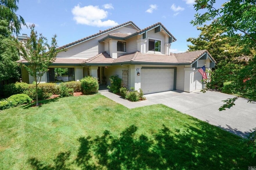Building Photo - 352 Troon Ct
