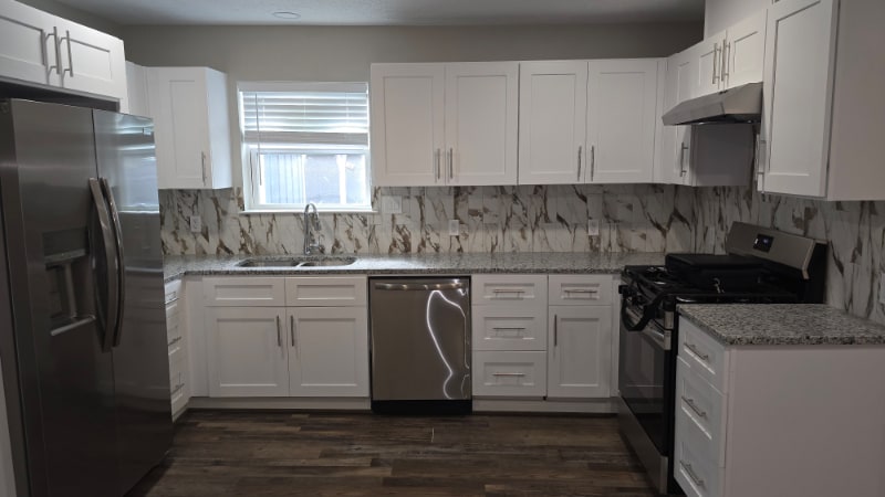 Building Photo - 2948 Elm Rd