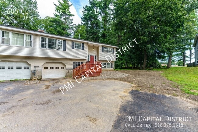 Building Photo - 605 Clifton Park Center Rd