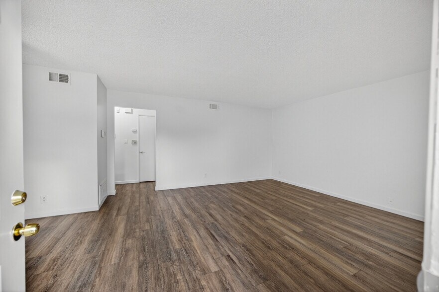 Building Photo - 81 La Fresa Ct