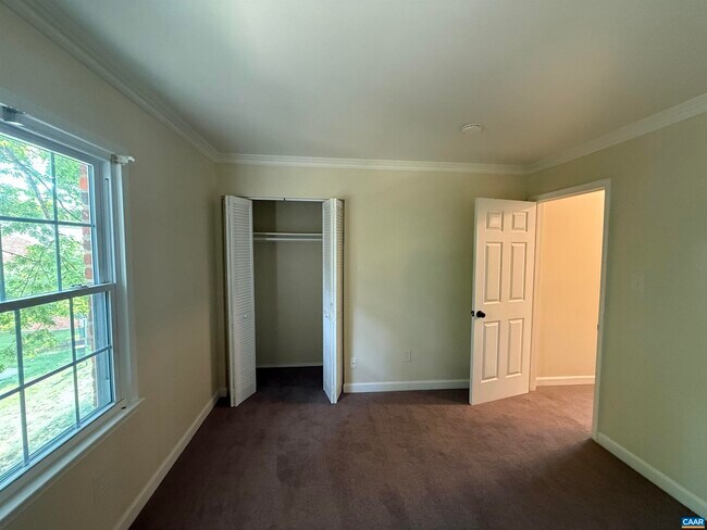 Building Photo - 111 Hessian Hills Ridge