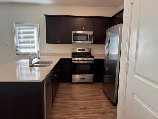 Building Photo - 905 Big Rocky Bend