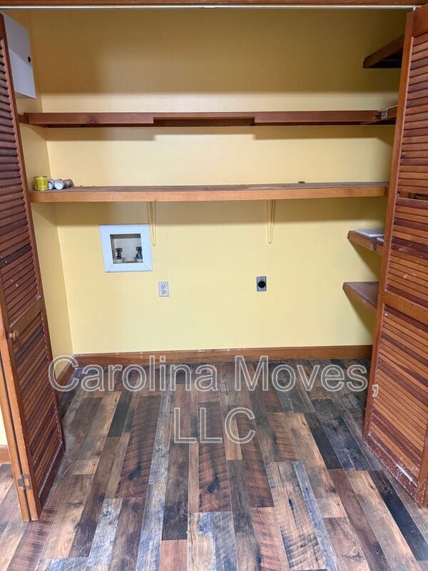 Building Photo - 575 Mt Lebanon Rd