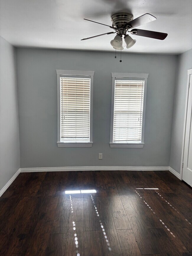 Building Photo - 5843 Haas Ave