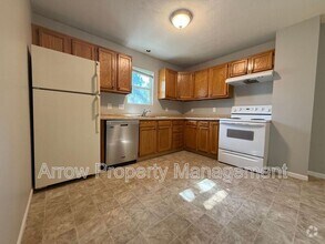 Building Photo - 808 Peach St