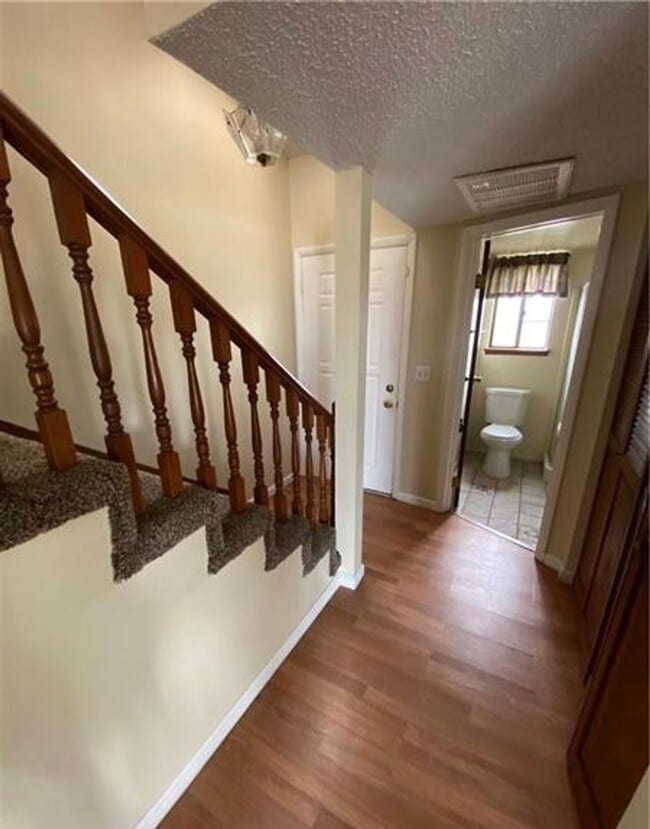 Building Photo - Calvada Valley U7 - Bourbon St, Unit G-2