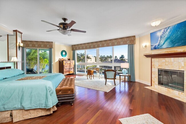 Building Photo - 70 Bay Colony Ln