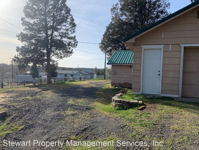 Building Photo - 1 br, 1 bath House - 14909 Clover Creek Road