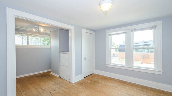 Building Photo - 1441 S State St